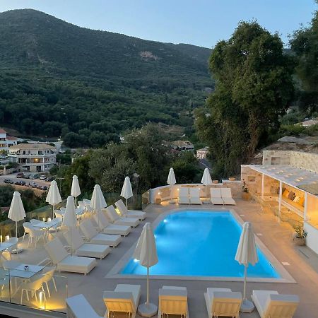 Gallery Suites Parga Esterno foto