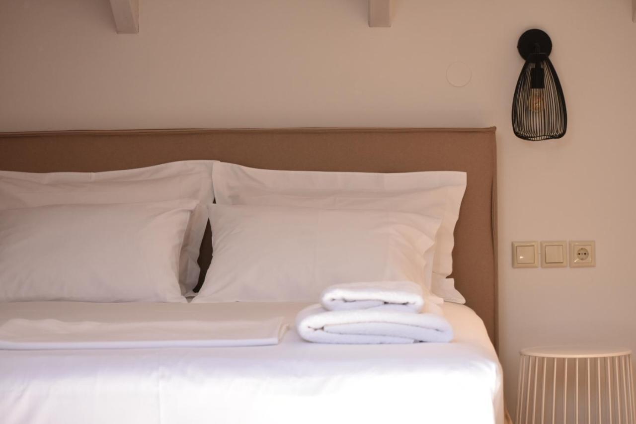 Gallery Suites Parga Esterno foto
