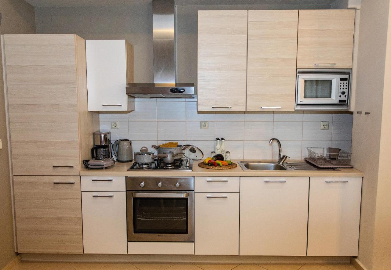 Gallery Suites Parga Esterno foto