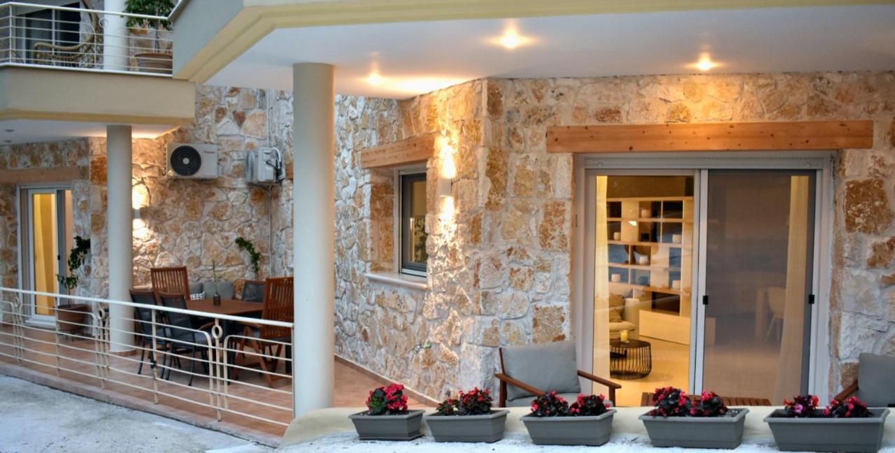 Gallery Suites Parga Esterno foto