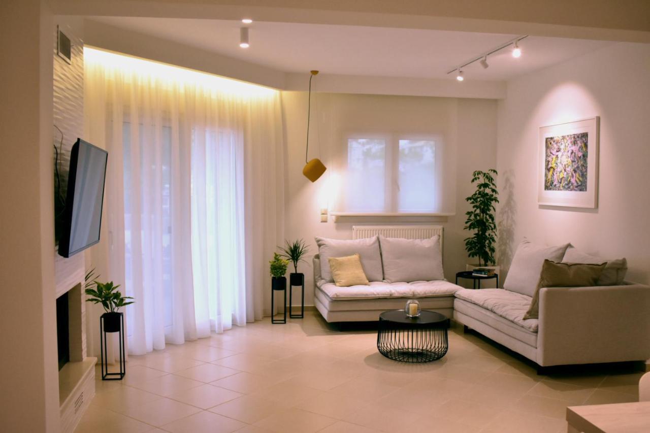 Gallery Suites Parga Esterno foto