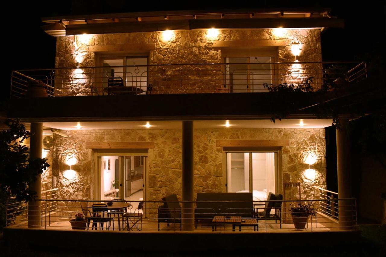 Gallery Suites Parga Esterno foto