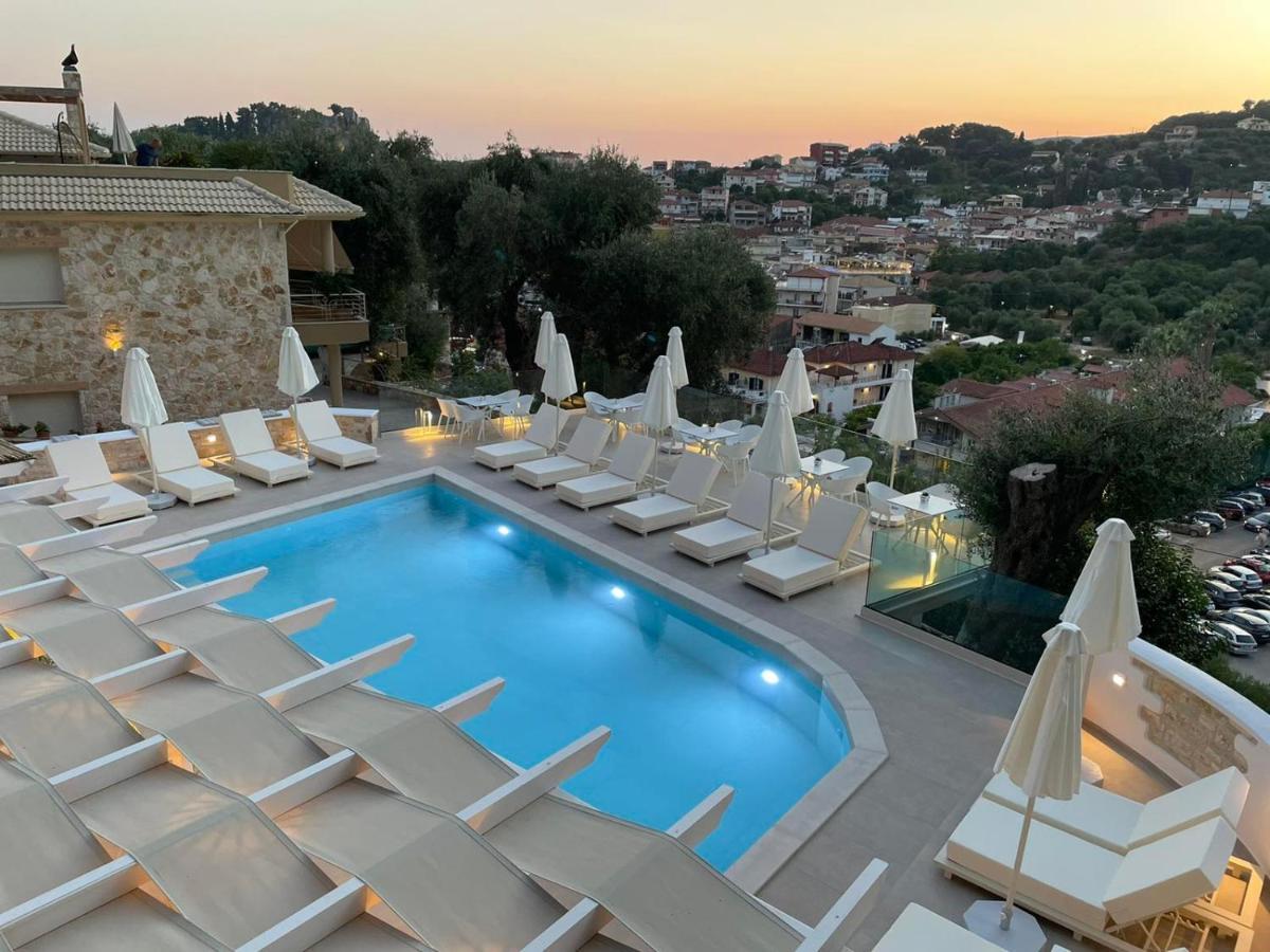 Gallery Suites Parga Esterno foto